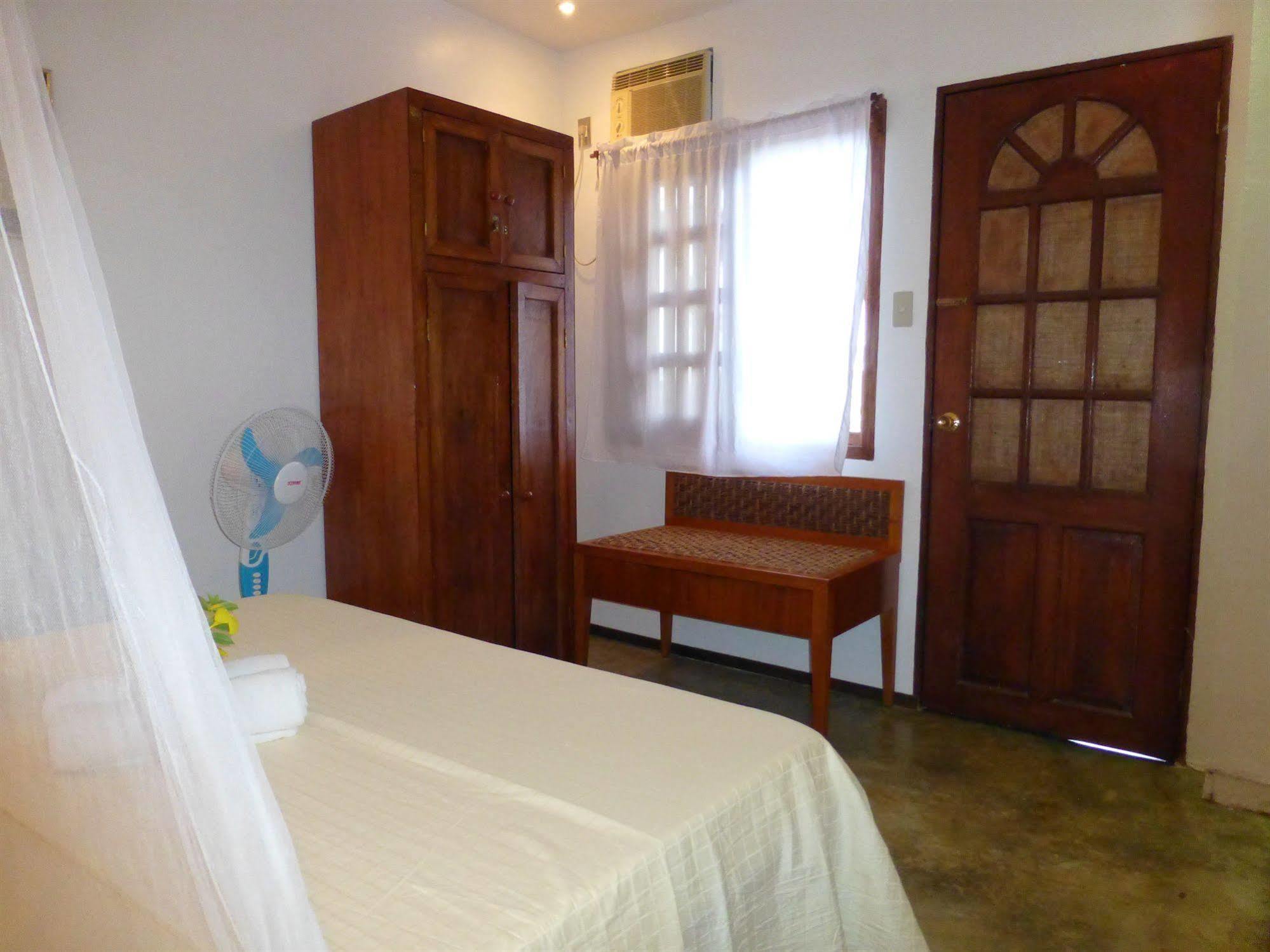 Talima Beach Villas & Dive Resort Cebu Zewnętrze zdjęcie